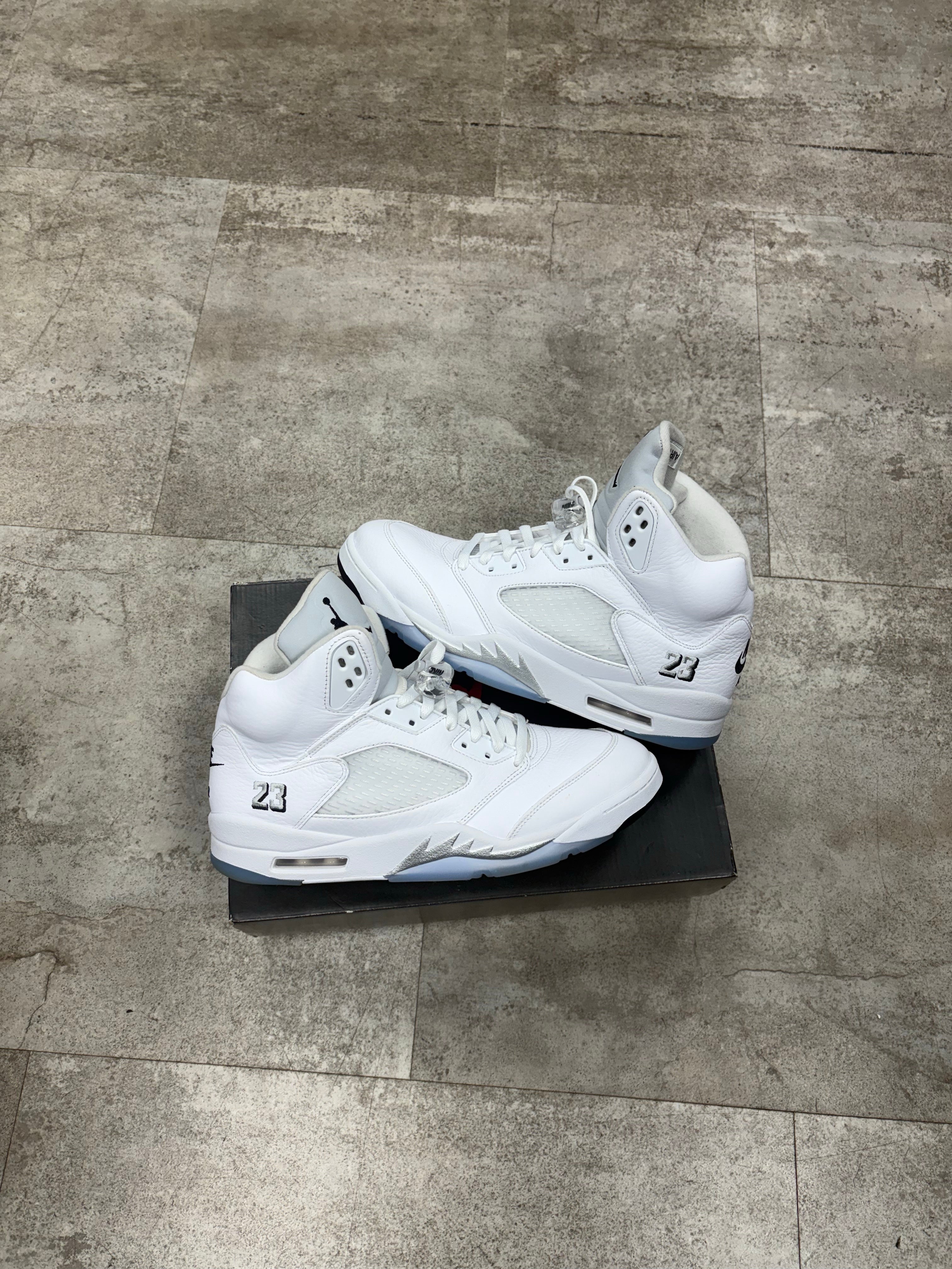 Jordan 5 Retro White Metallic (2026)