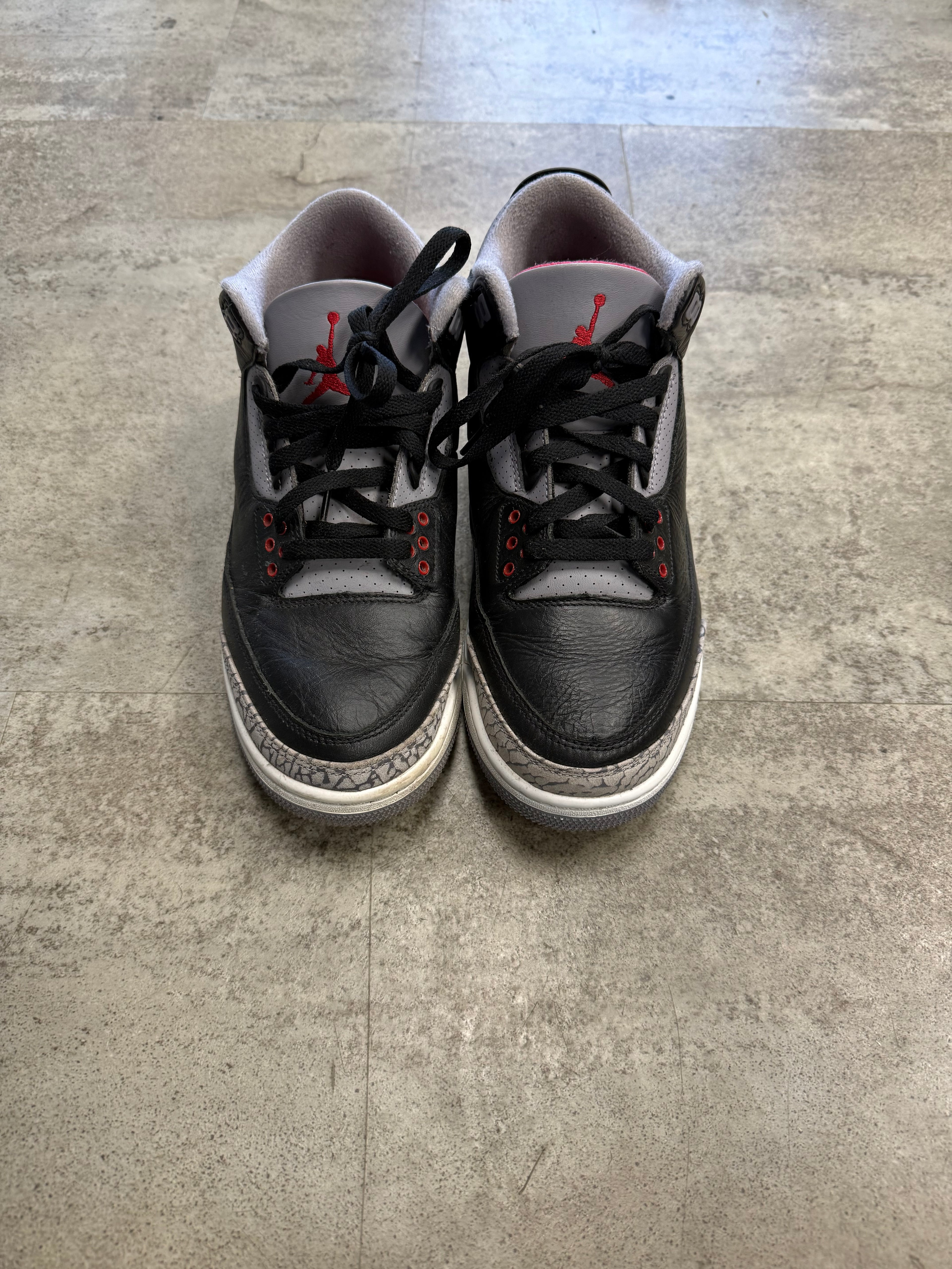 Used Jordan 3 Black Cement