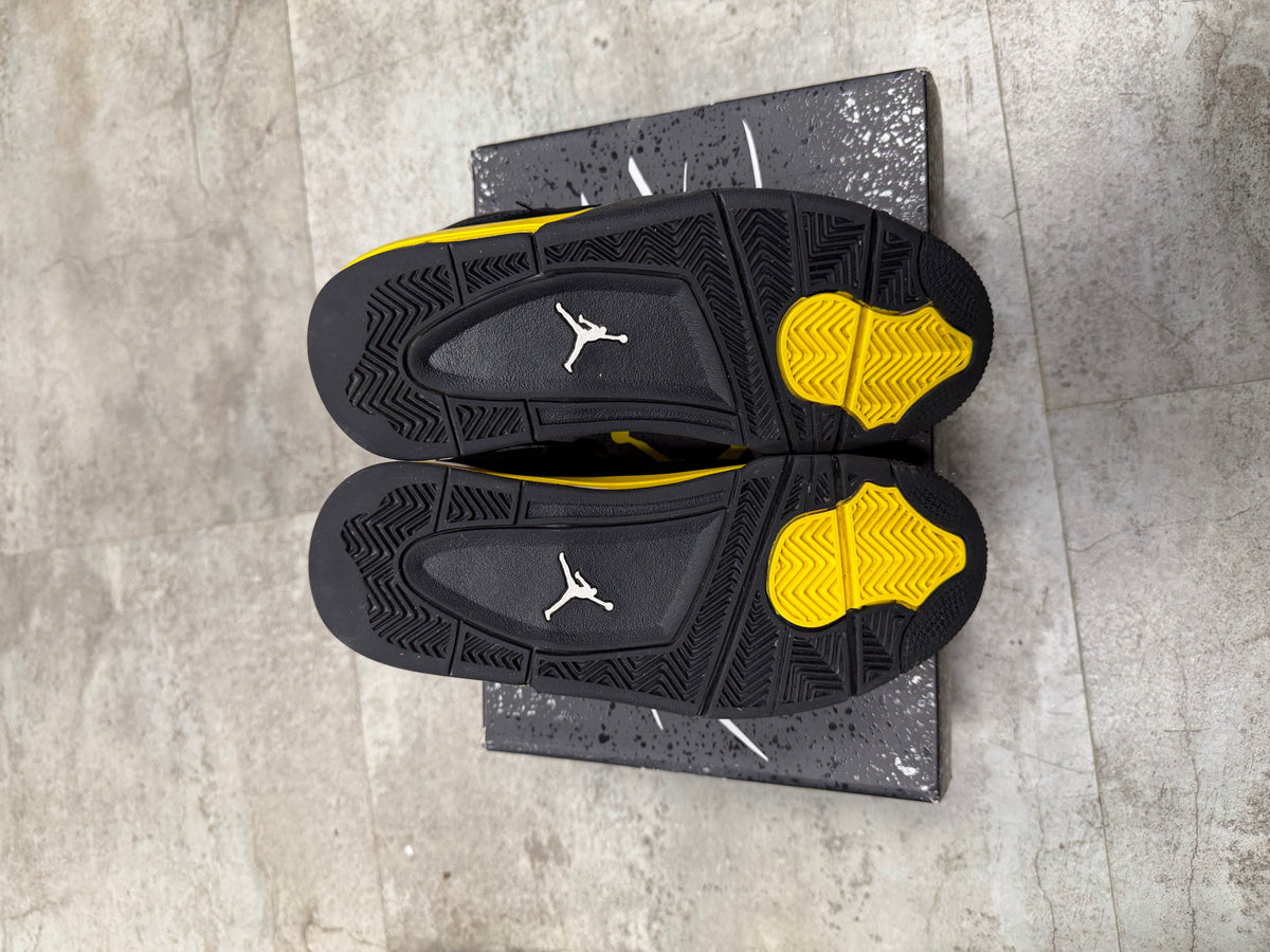 Yellow thunders