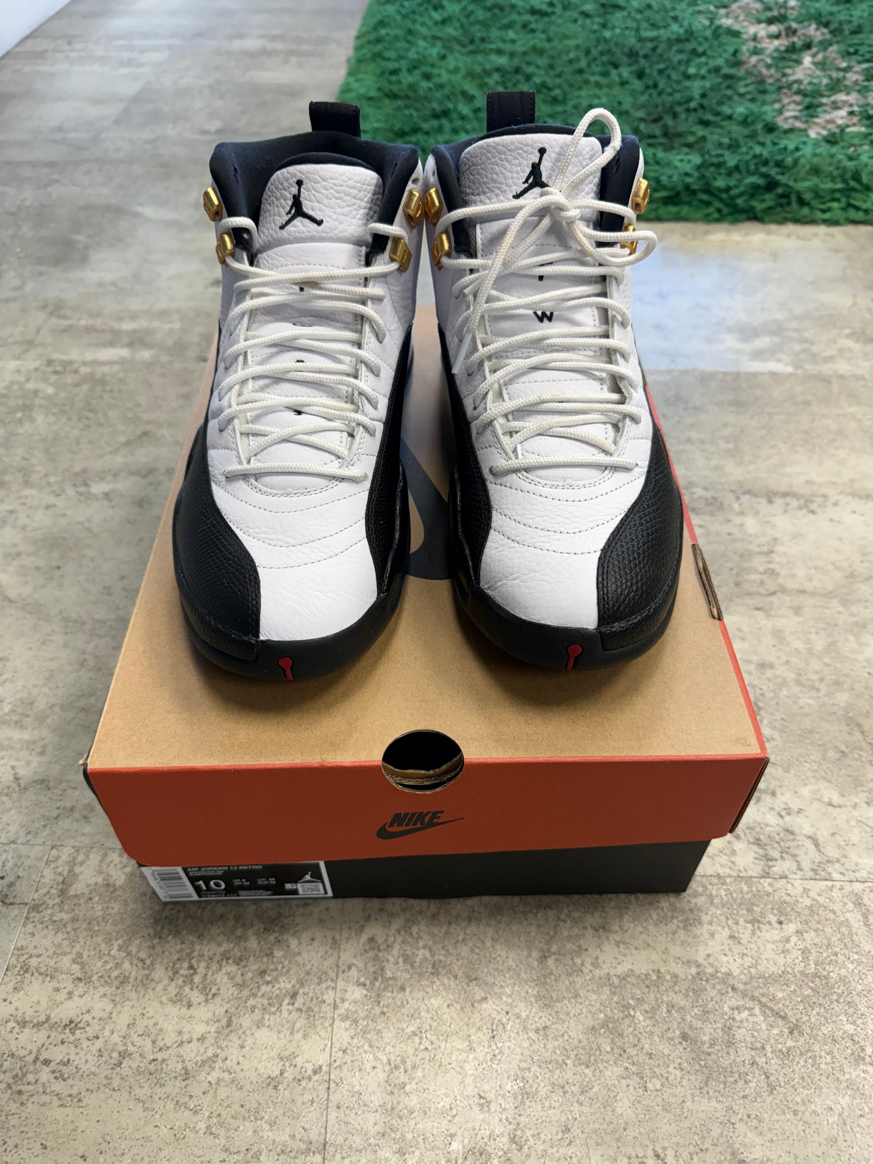 Used Jordan 12 Taxi