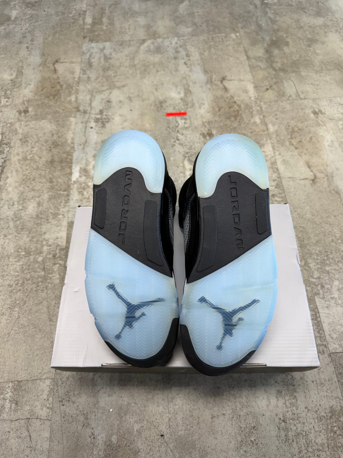 Jordan 5 Retro Black University Blue (2026)