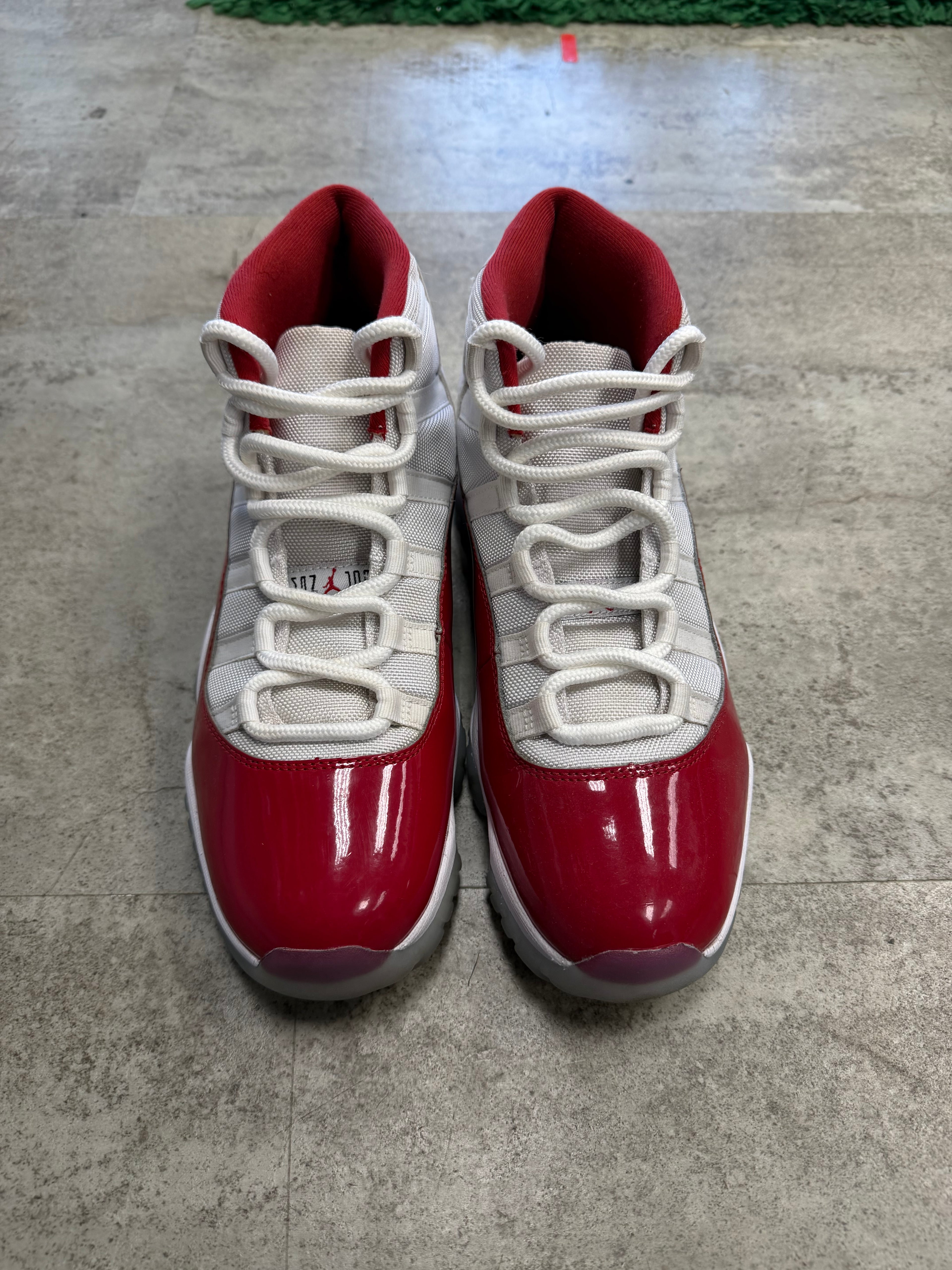 Used Jordan 11 Cherry