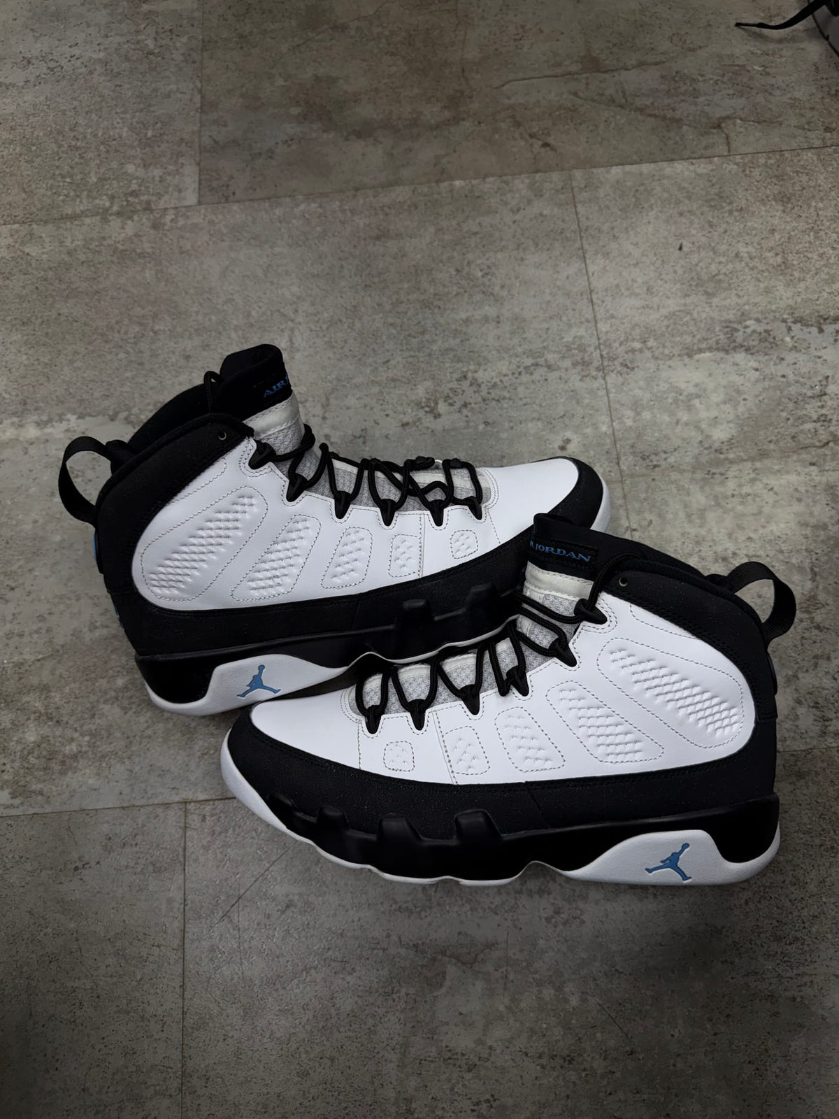 Jordan 9 Retro University Blue