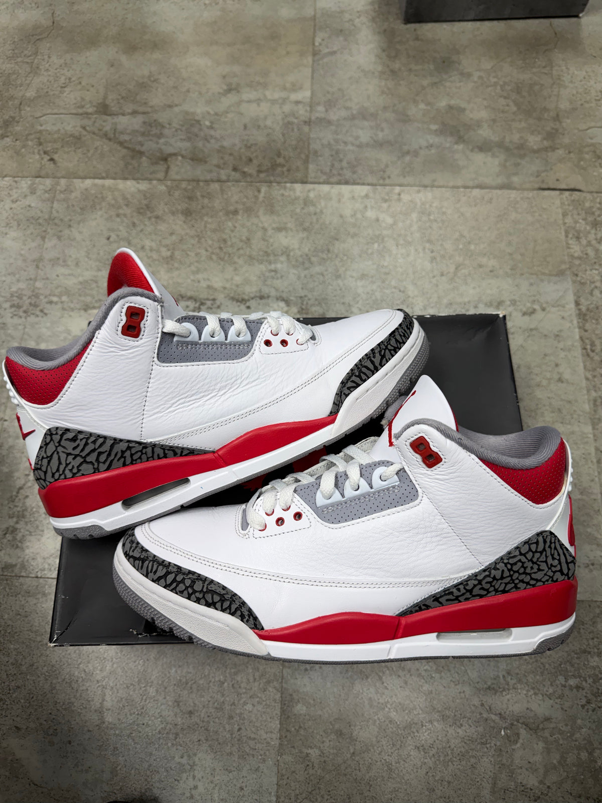 Jordan 3 Retro Fire Red (2022)