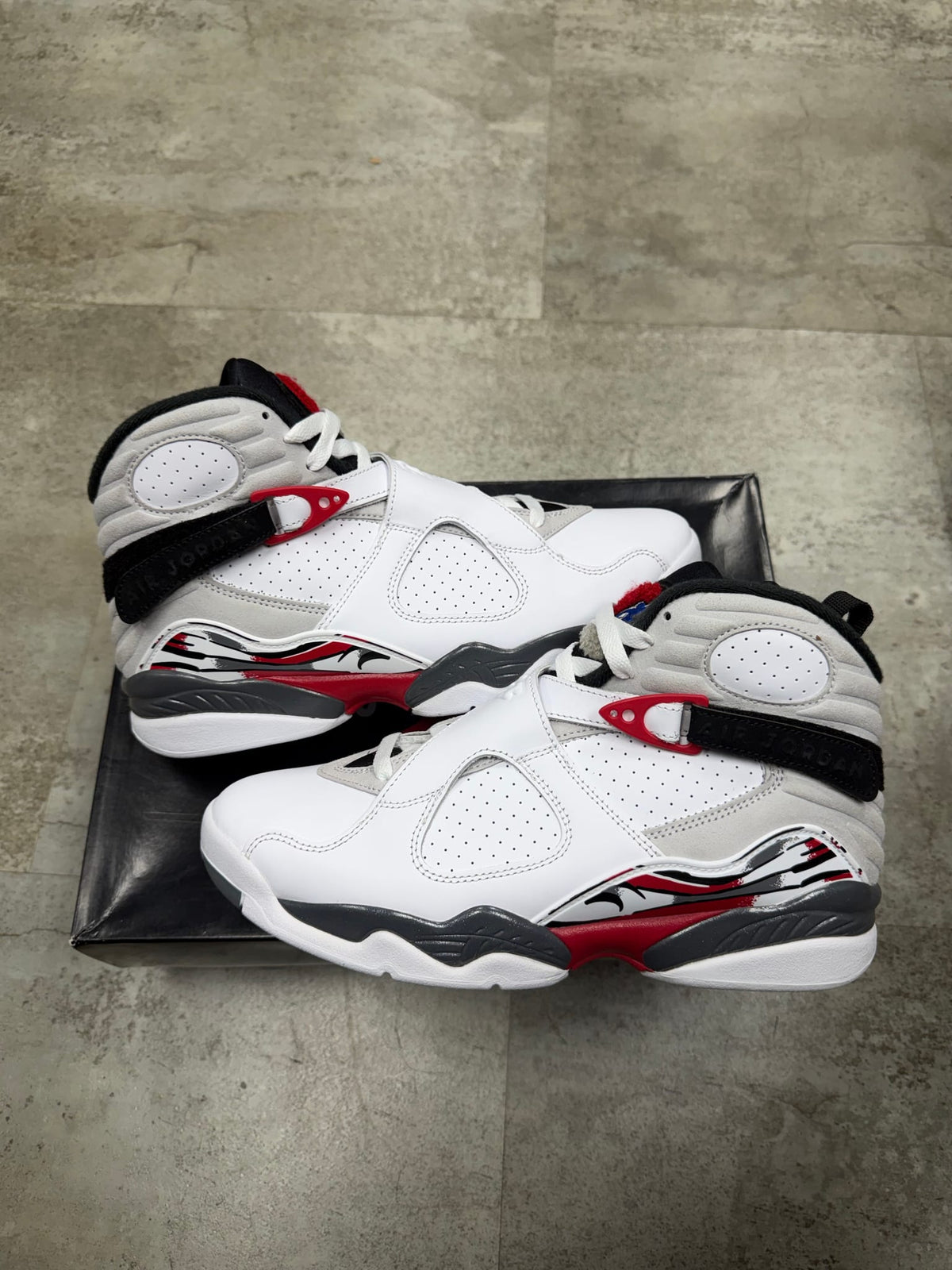 Jordan 8 Retro White True Red (2025)